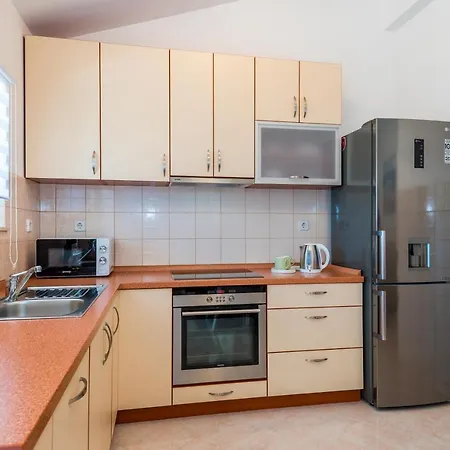 Apartmán Enzzo *