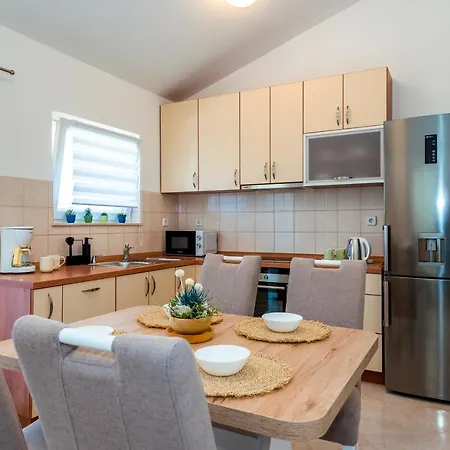 Apartmán Enzzo *